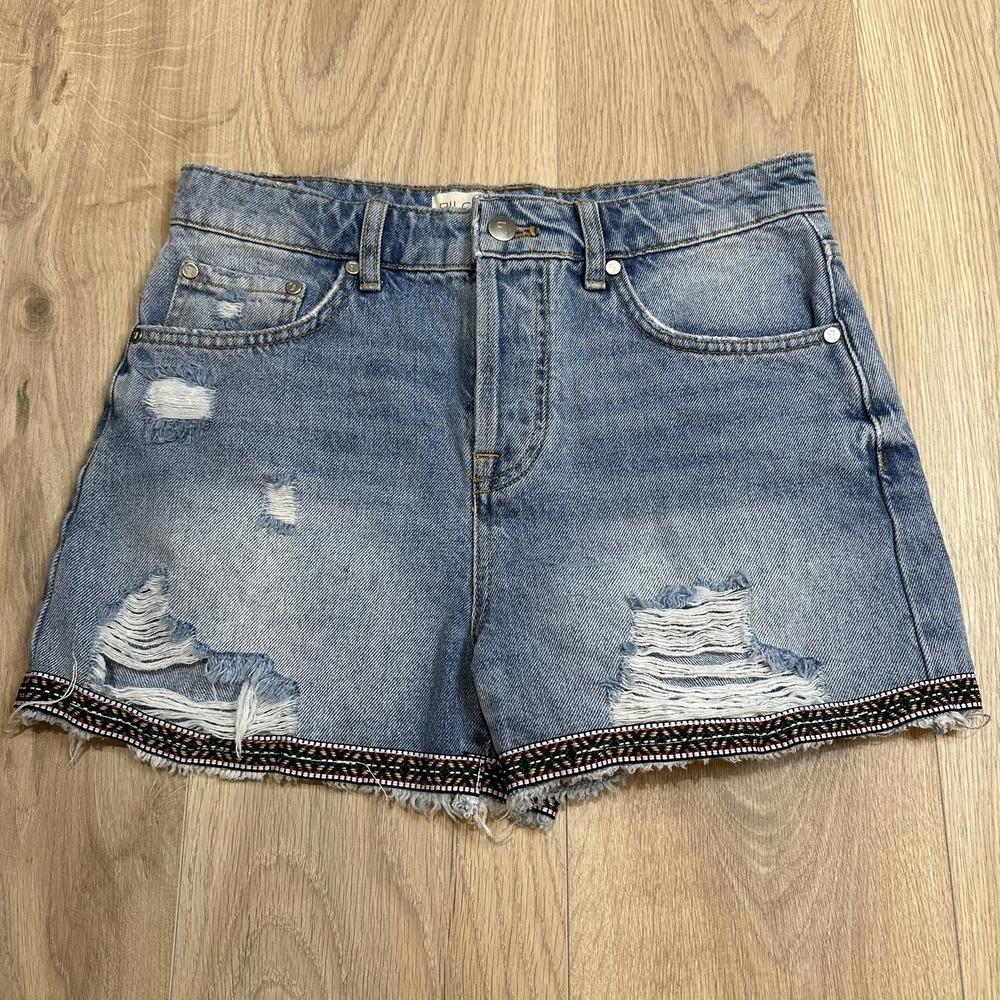 Pilcro Shorts Womens Size 26 Embroidered Denim Cut‎ Off Boho Anthropologie EUC
